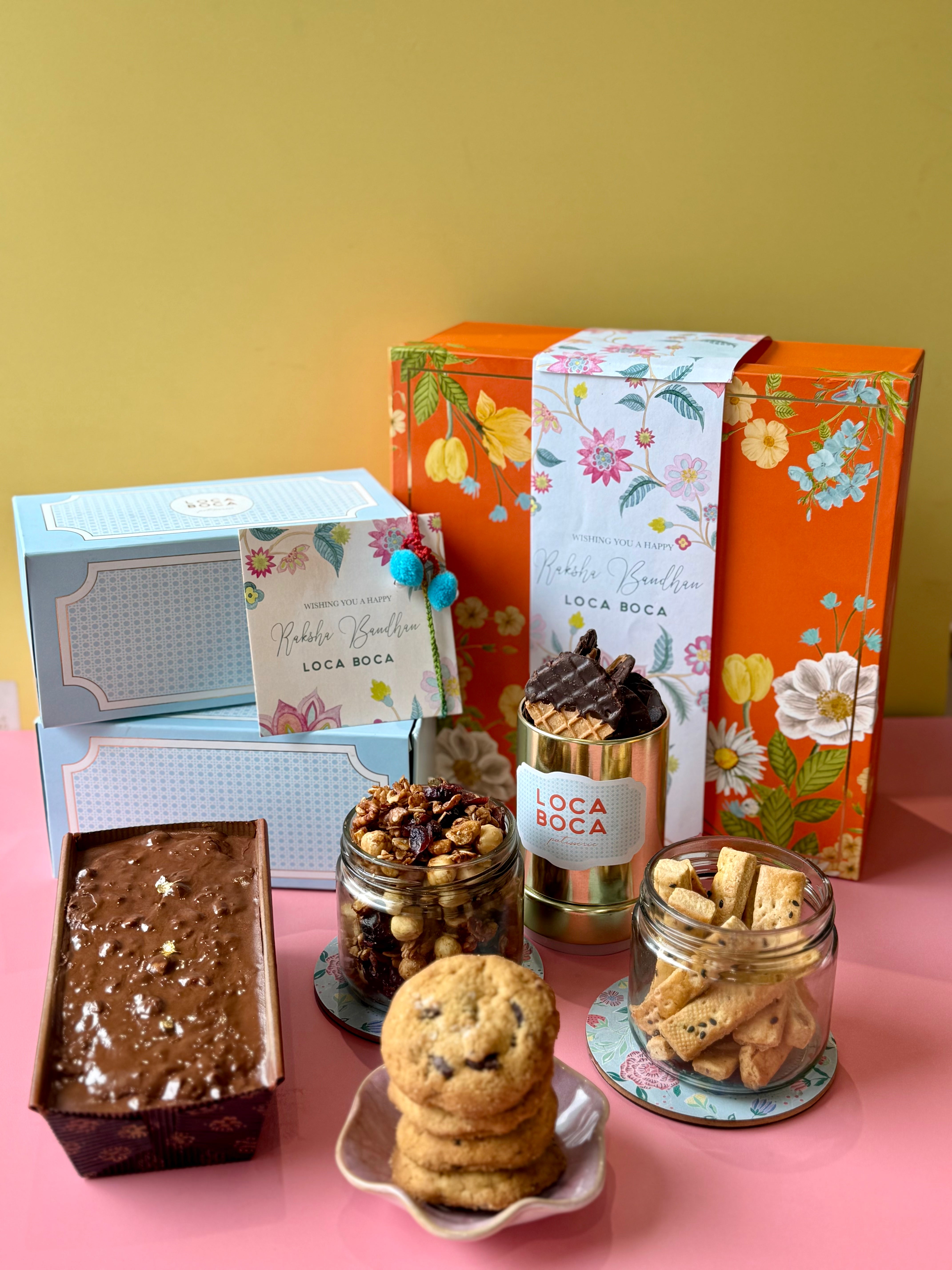 Grand Rakhi Hamper (Eggless)- Rakhi included