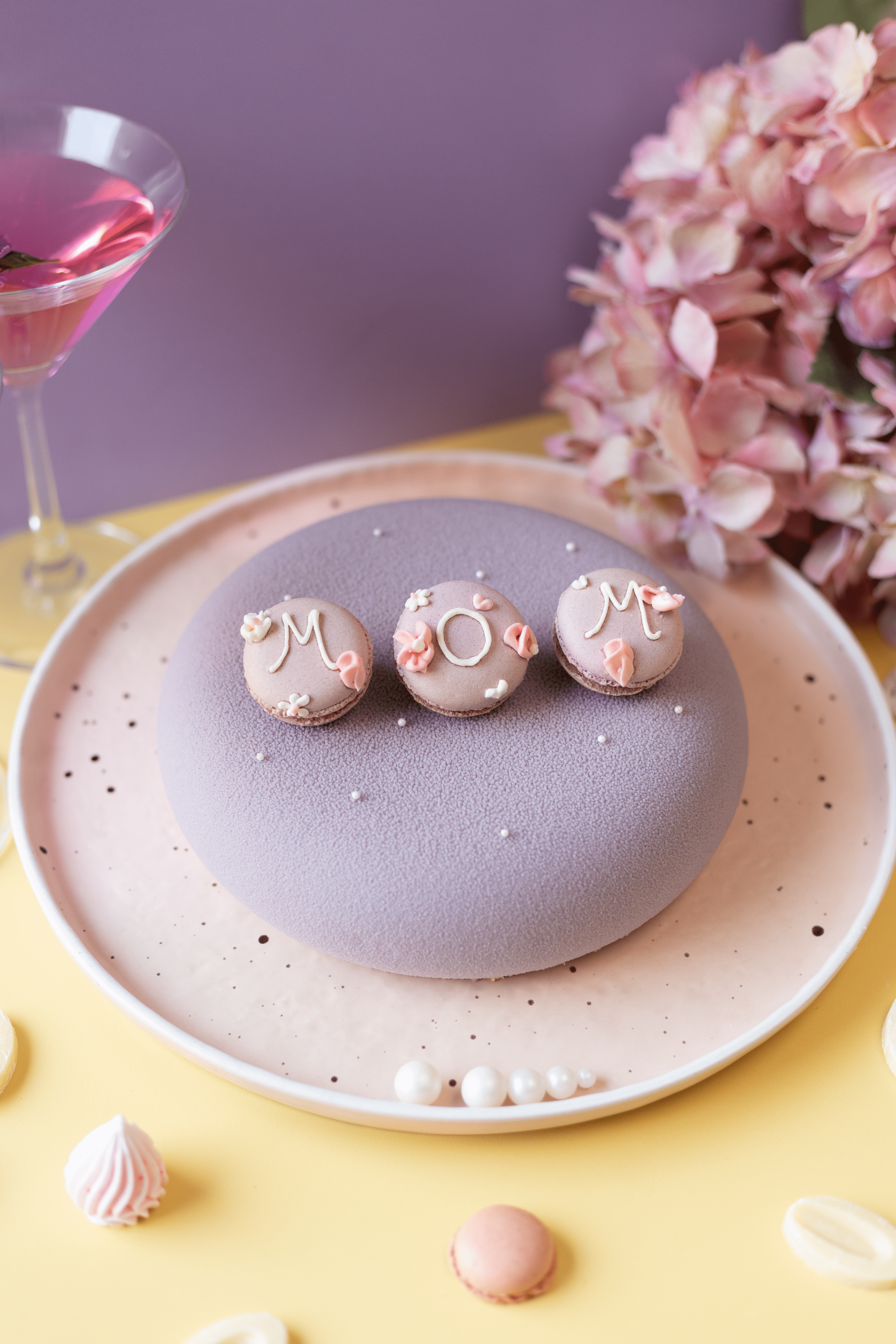 Mother's day special MOM entremet (900-1 KG G) Raspberry & Lavender