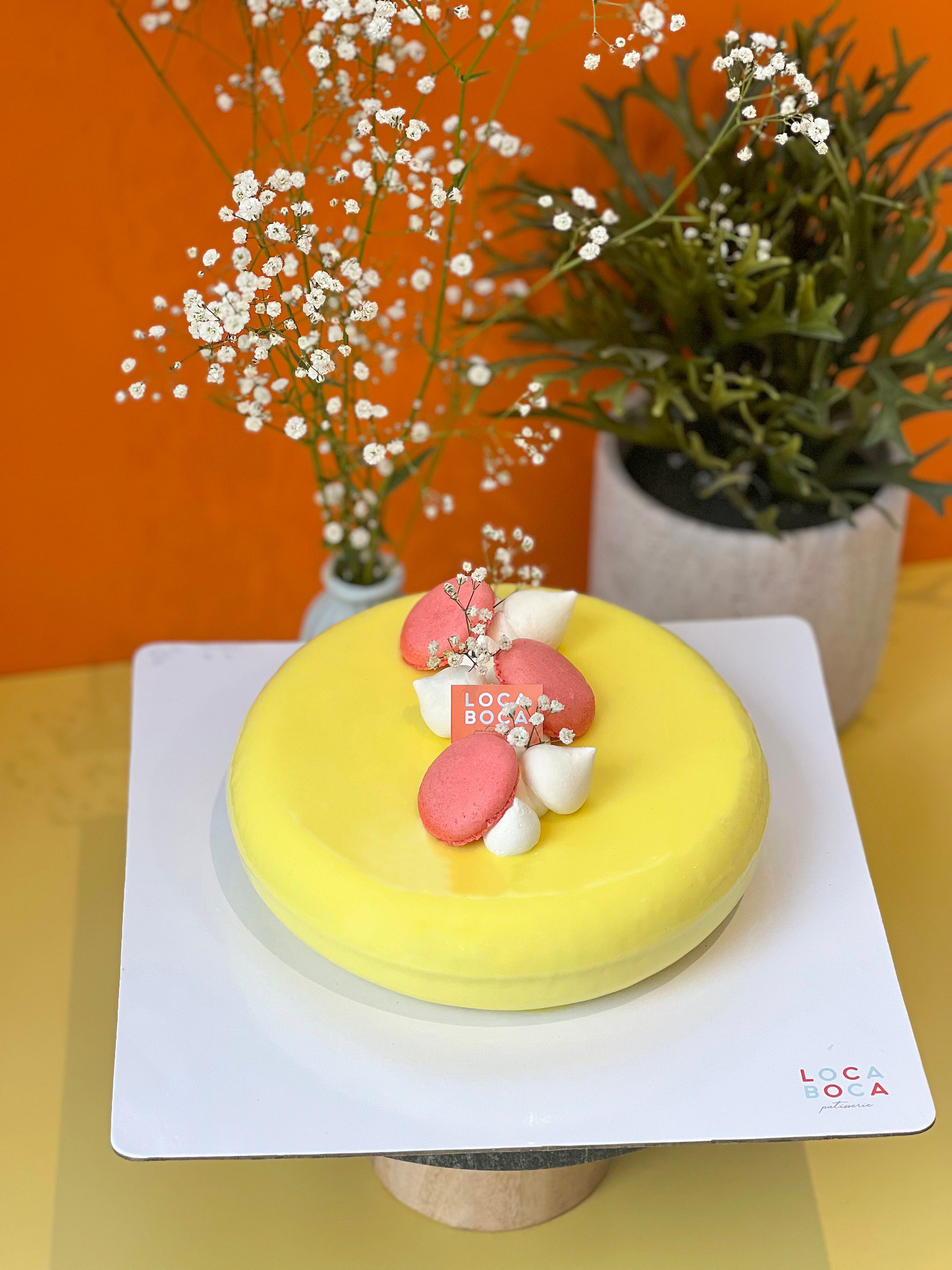 Lemon & Raspberry Entremet (1kg)